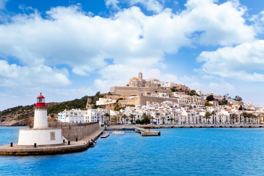 Pacchetto Ibiza città Mezza Pensione da 98€